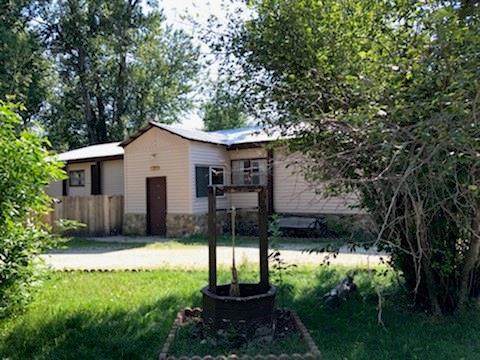 17 Spencer Road - Photo 1