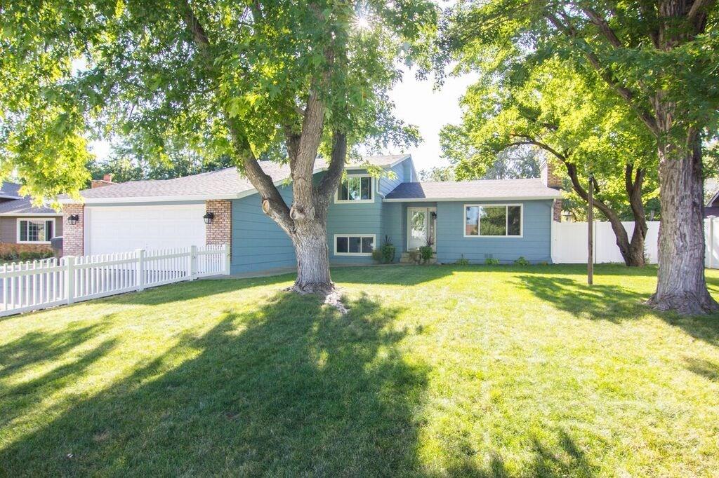 1328 Nutter Boulevard - Photo 1