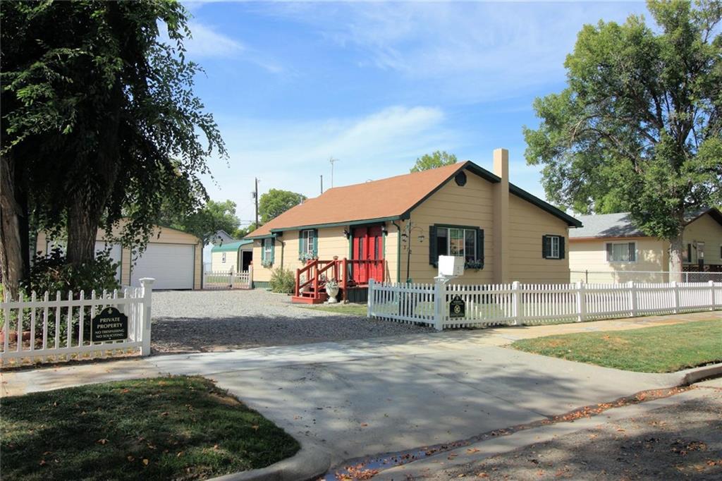 312 Yellowstone Ave - Photo 1