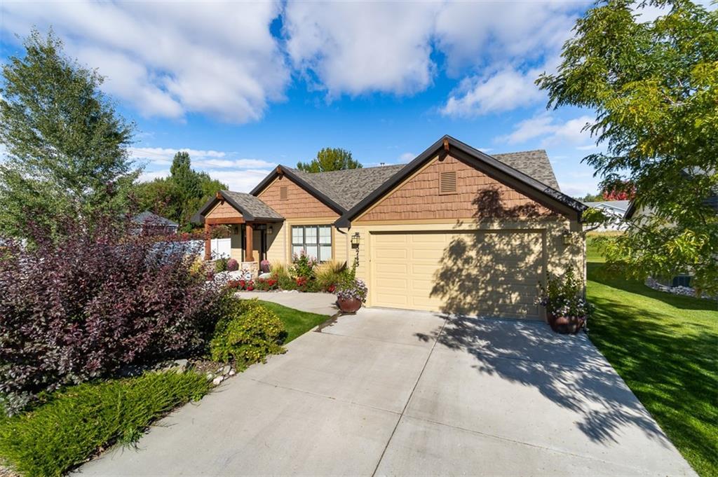 3745 Fairmeadow Court - Photo 1