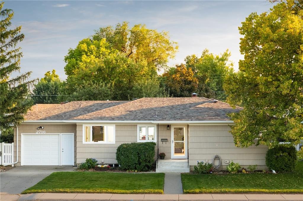 2716 Broadwater Avenue - Photo 1