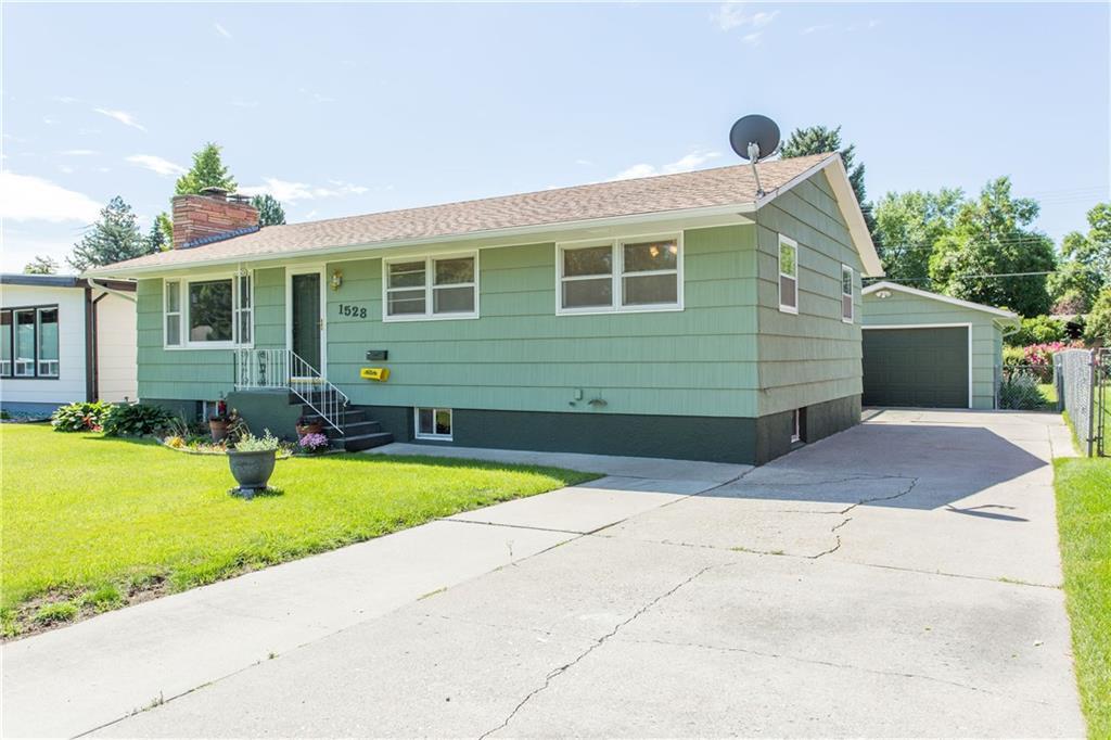 1528 Parkhill Drive - Photo 1
