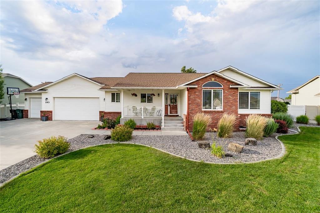 263 Annandale Rd - Photo 1