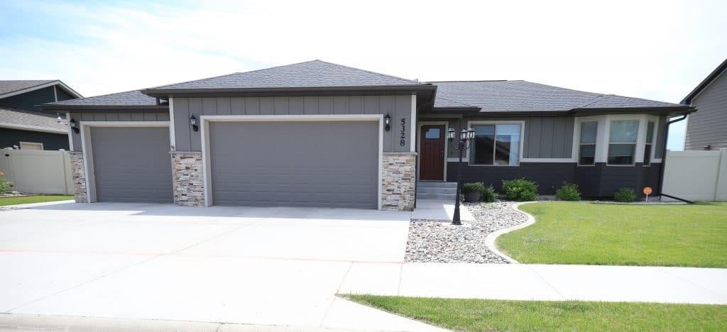 5328 Frontier Dr - Photo 1