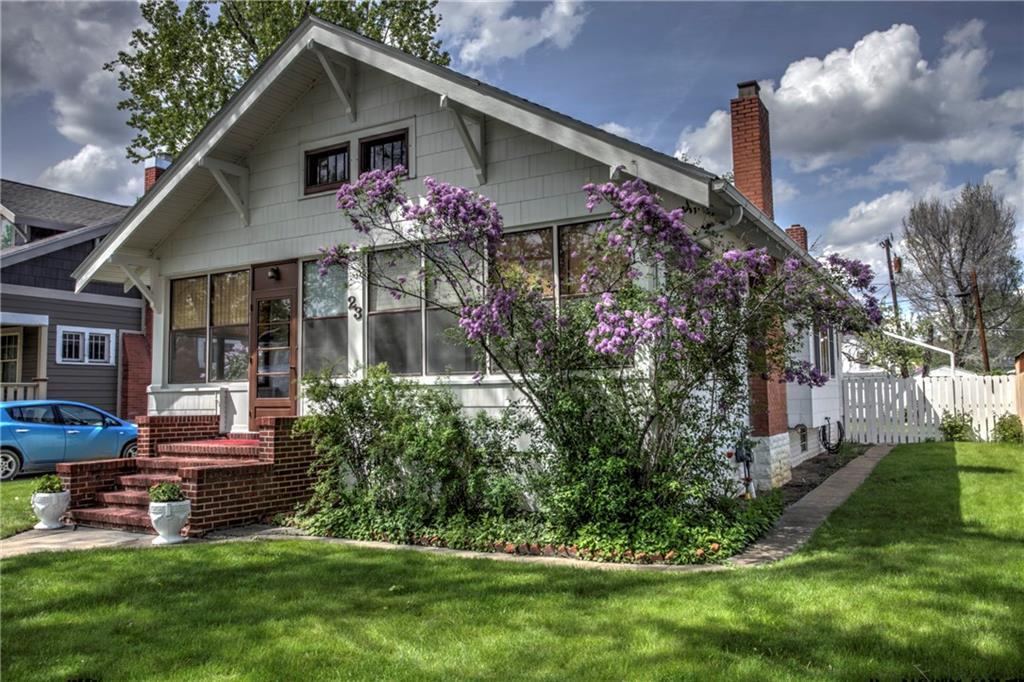 23 Burlington Ave - Photo 1