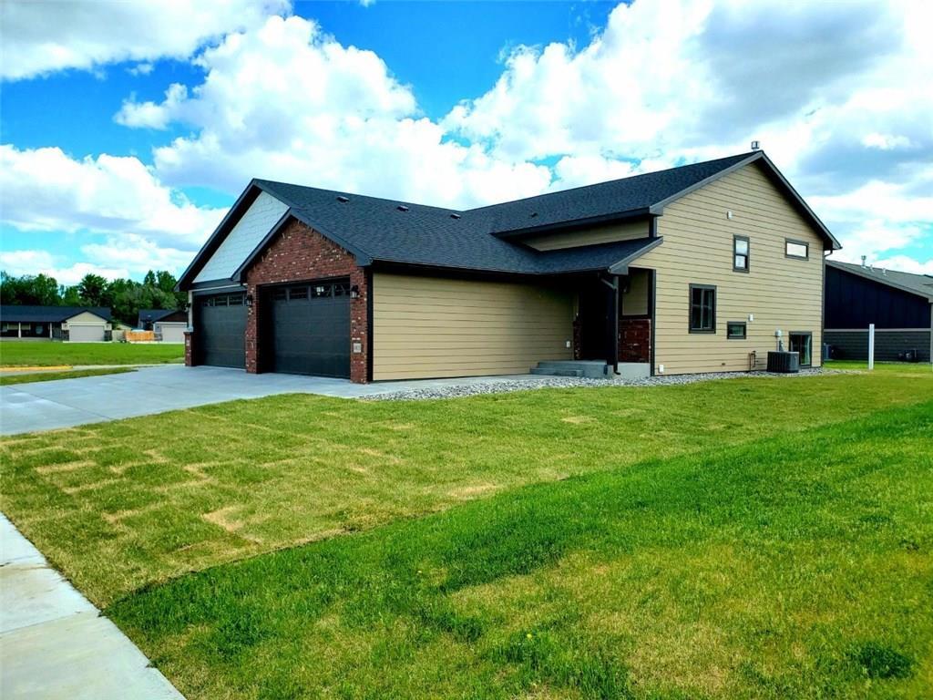 1415 Columbine Drive - Photo 1