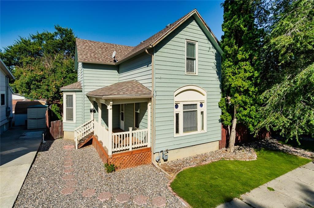 510 7th St W - Photo 1