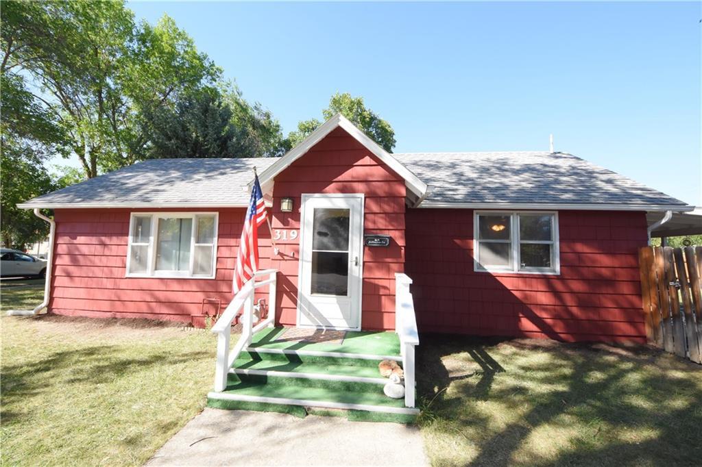 319 Yellowstone Ave - Photo 1