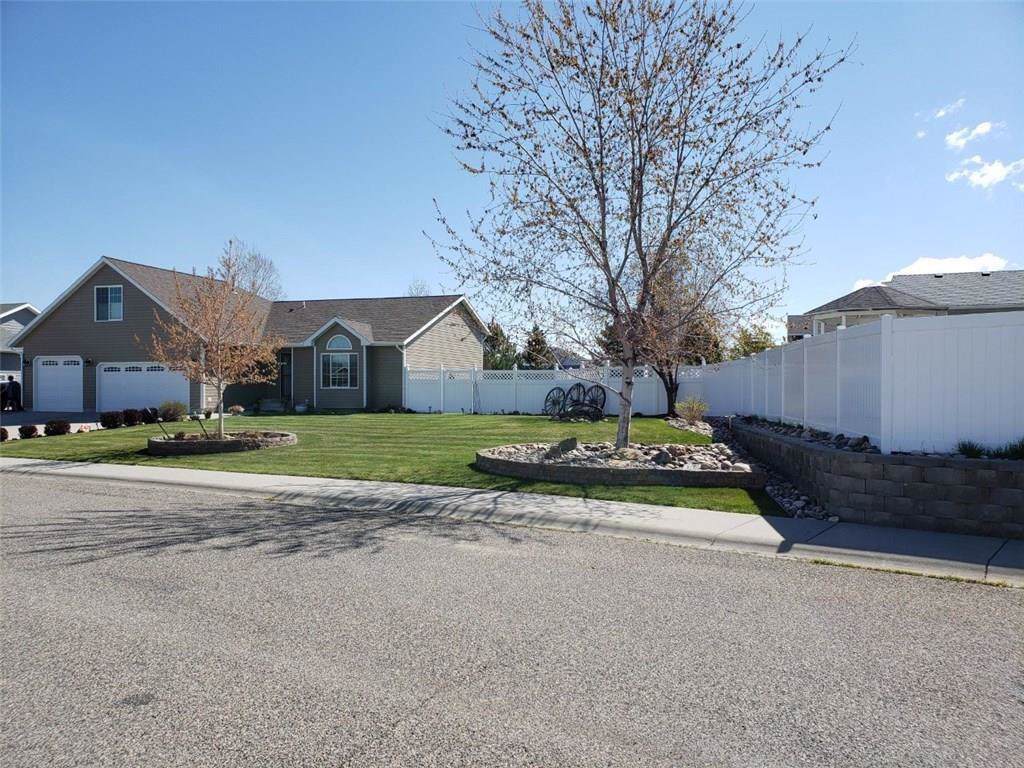 2145 Hyacinth Drive - Photo 1