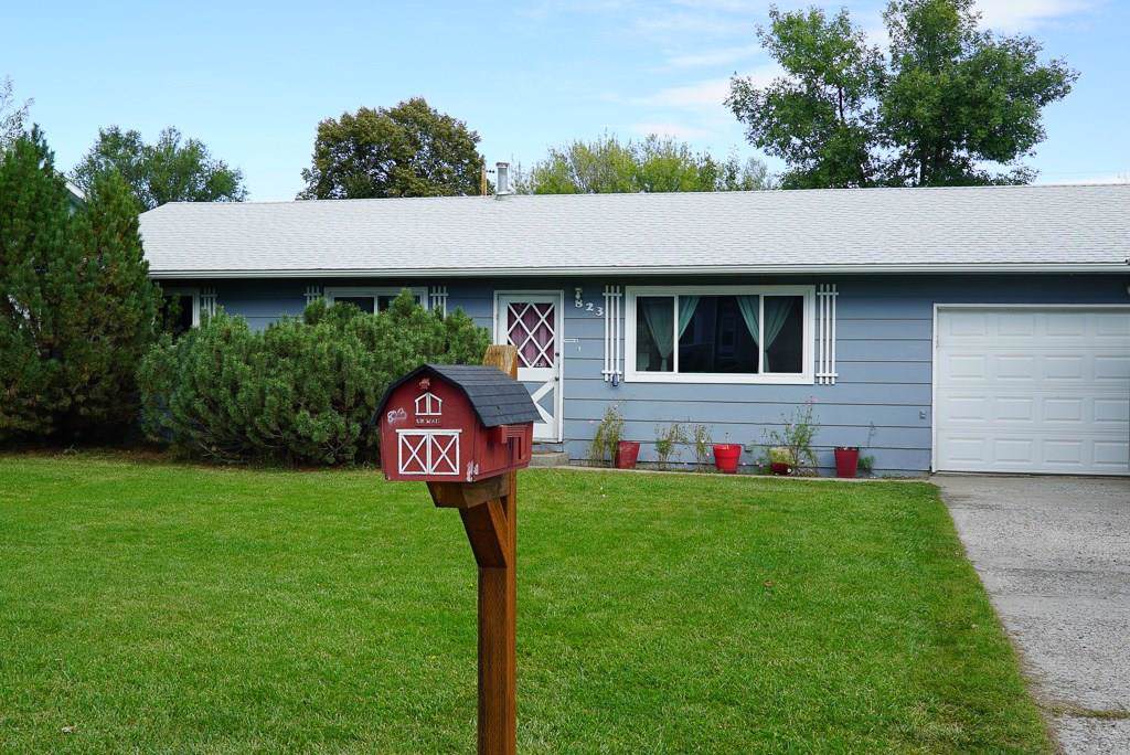 823 Caroline Street - Photo 1