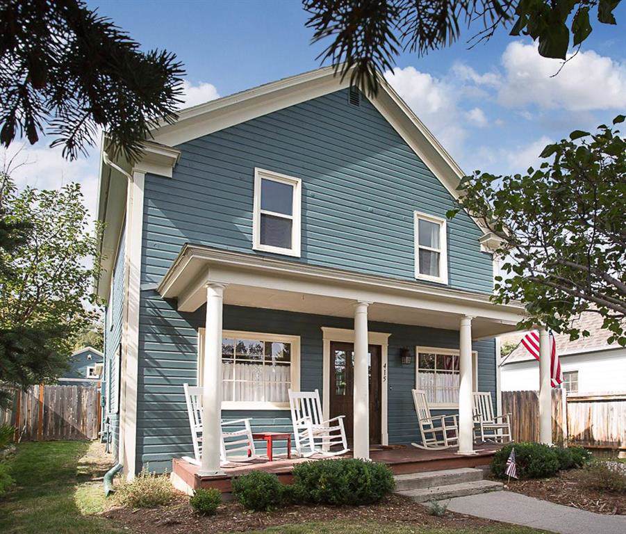 415 Grant Avenue S - Photo 1