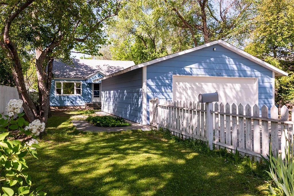 614 22nd Street - Photo 1