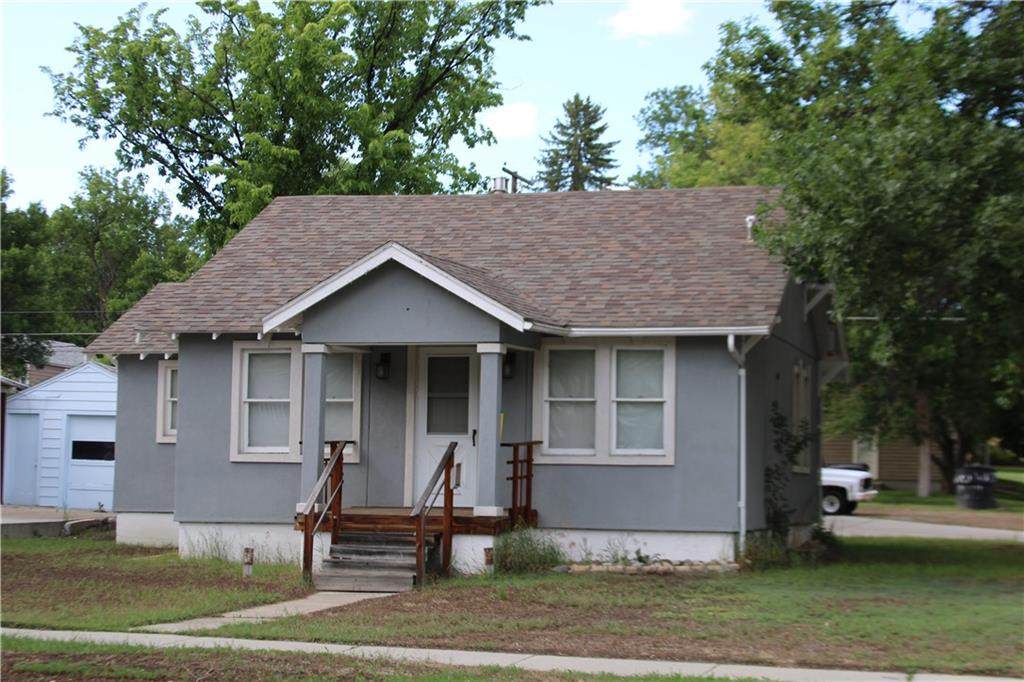 3016 11th - Photo 1