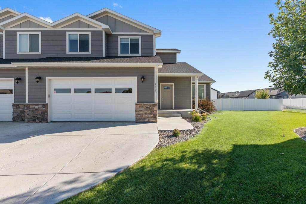 4196 Bainbridge Circle - Photo 1