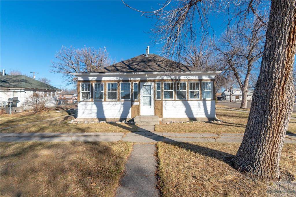 201 2nd Street - Photo 1