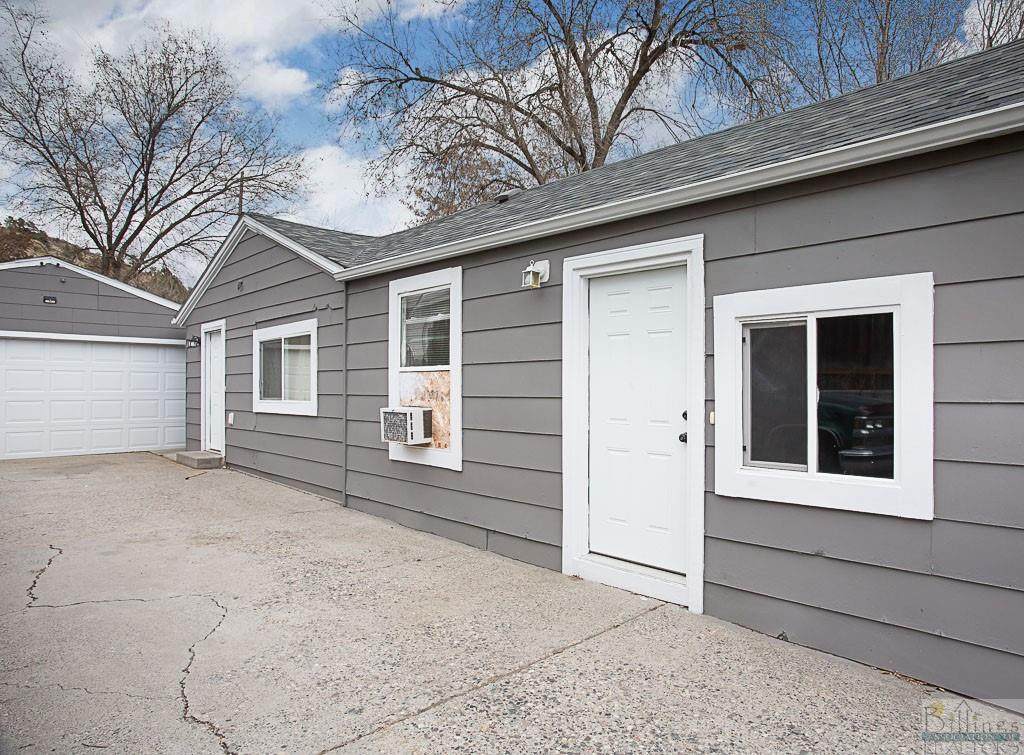 808 15th Street - Photo 1
