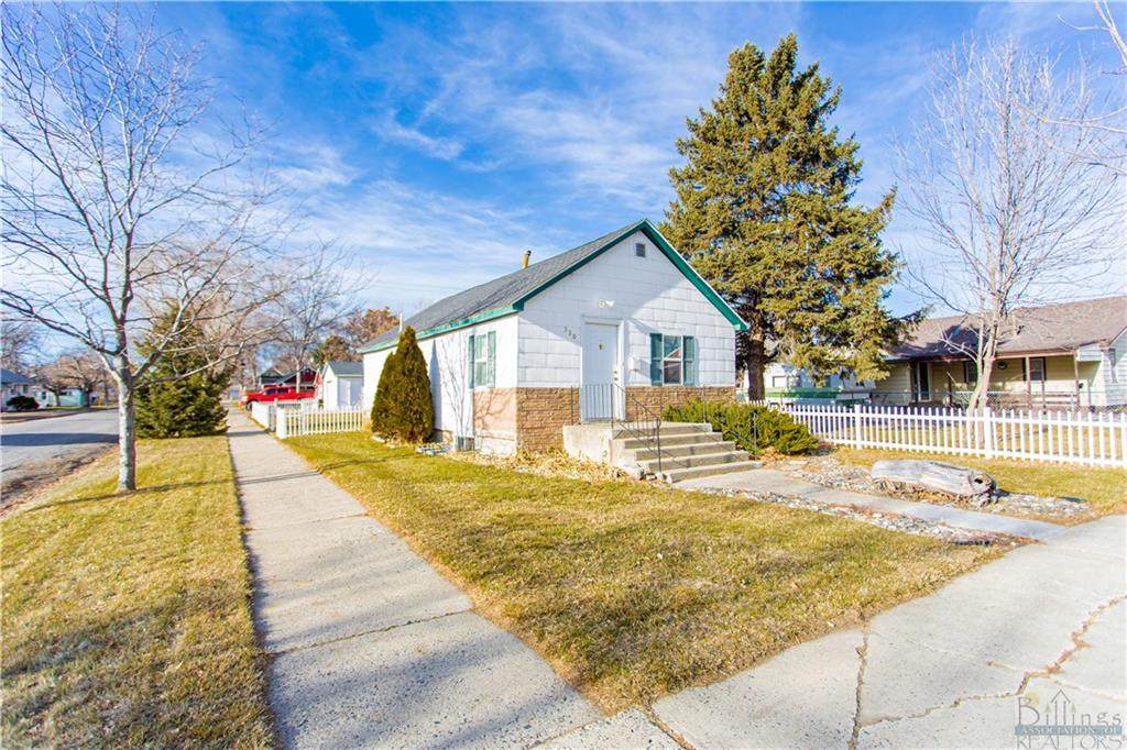 320 Woodland - Photo 1