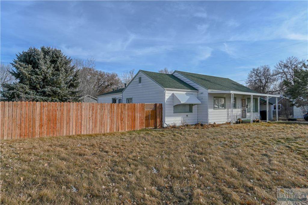 423 Calhoun - Photo 1