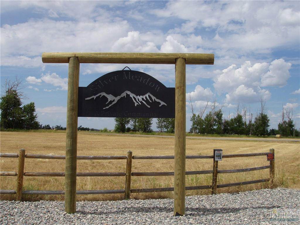 8 Horseshoe Trail - Photo 1