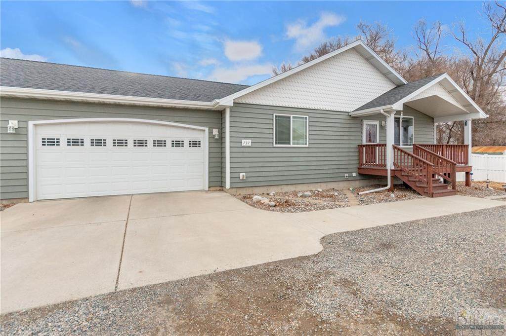 737 Lambrecht Lane - Photo 1