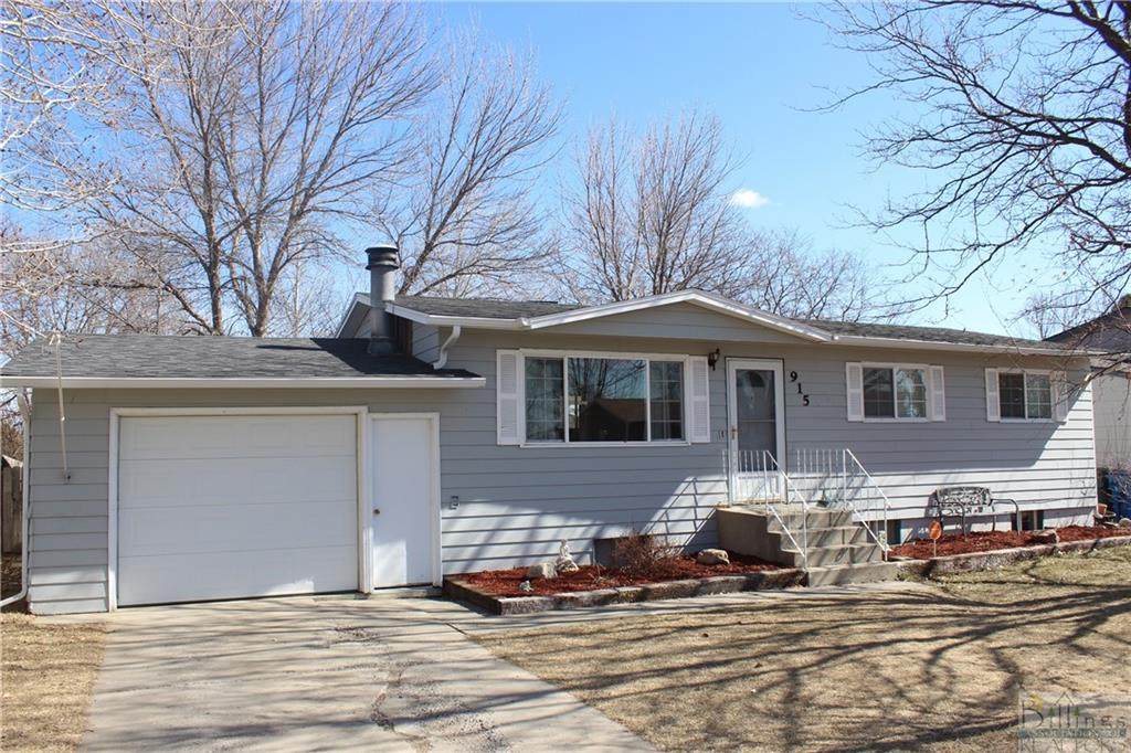 915 Maywood - Photo 1