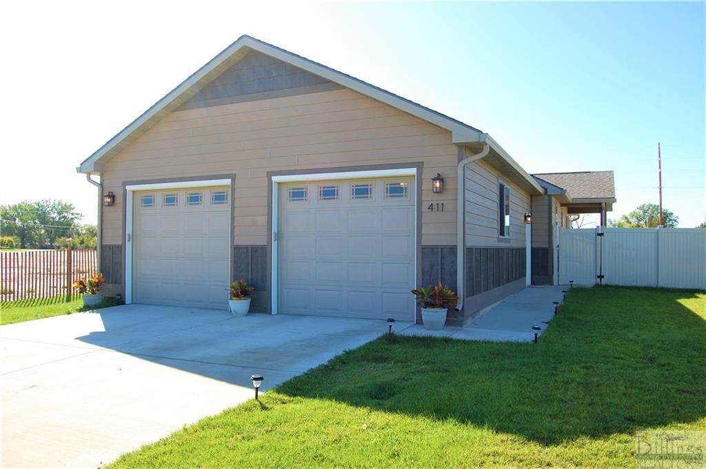 411 Sunrise Court - Photo 1