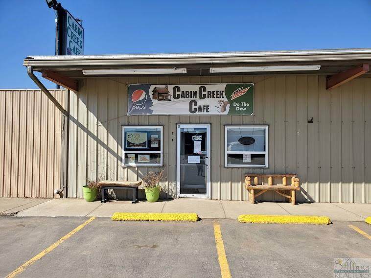 216 Shopping Center Drive - Photo 1