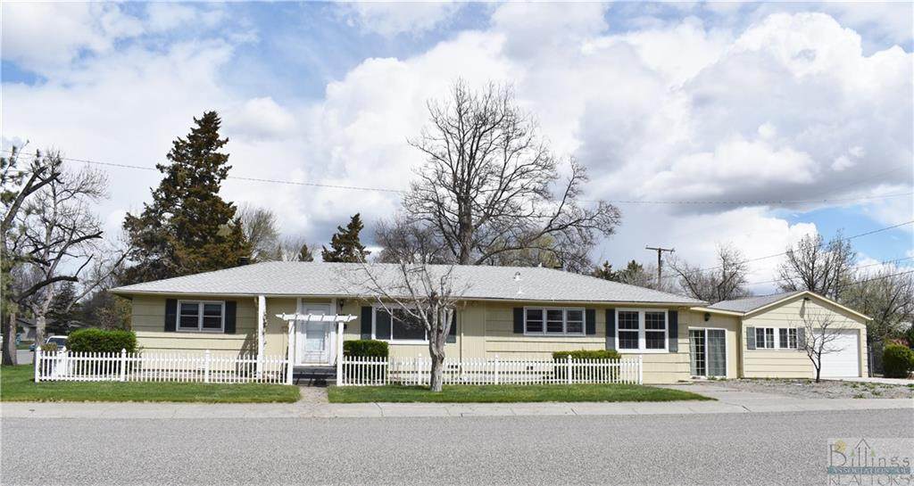 219 8th Street - Photo 1