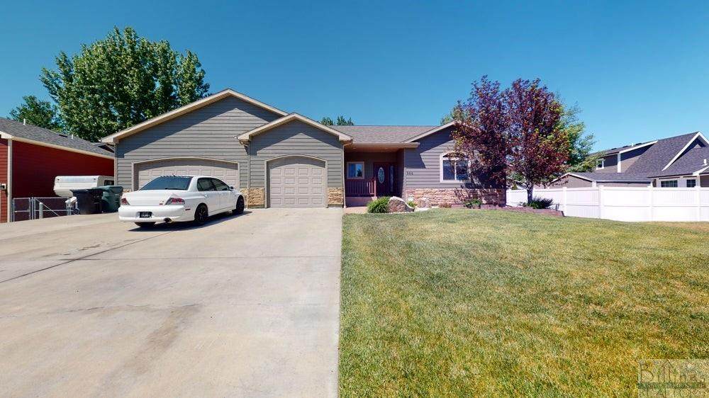 944 Shamrock Lane - Photo 1