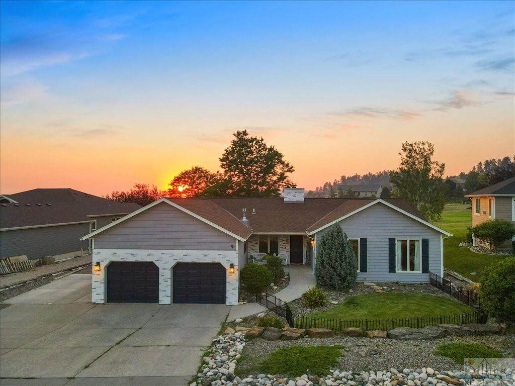 3233 Turnberry Circle - Photo 1