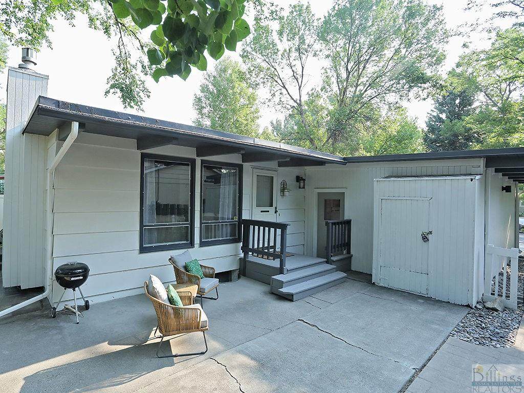 2224 Lyndale Lane - Photo 1