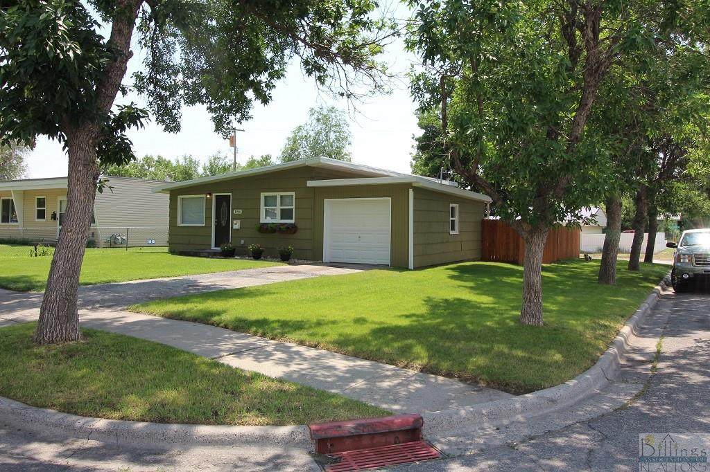 1946 Alderson Avenue - Photo 1