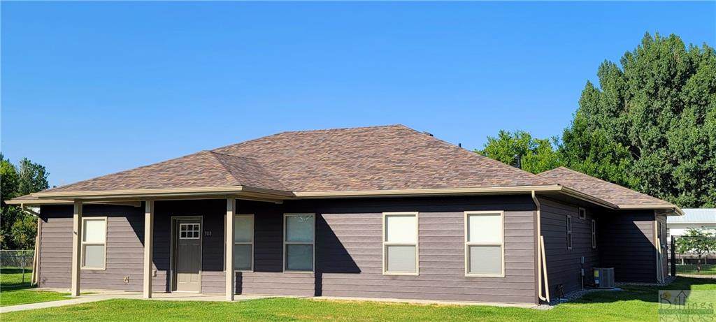 308 Cottonwood Drive - Photo 1