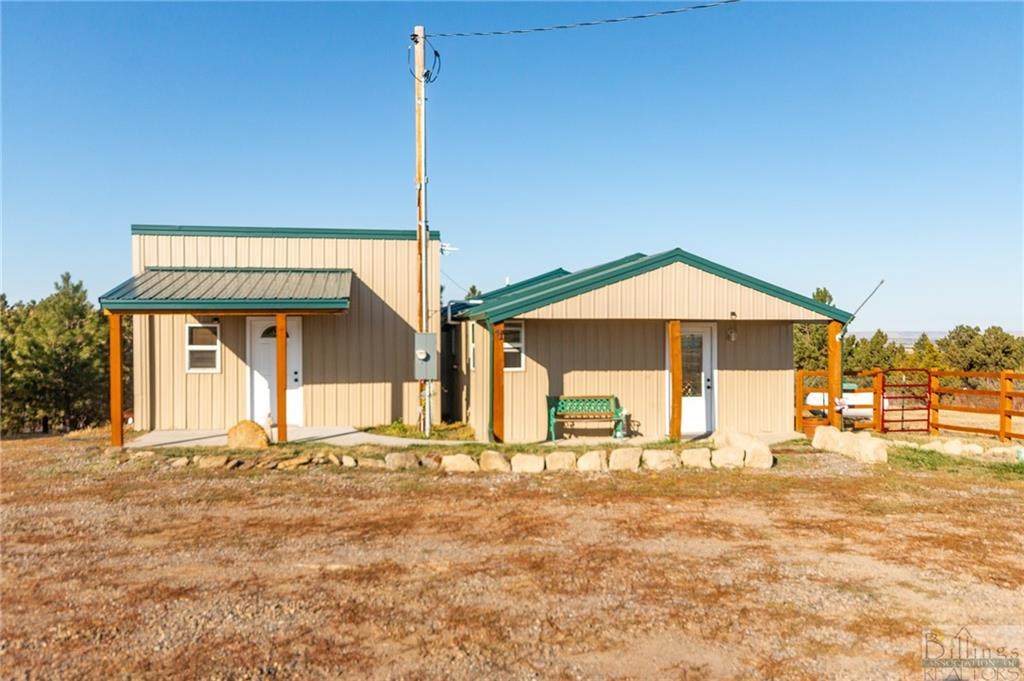 4940 Hillcrest Rd - Photo 1