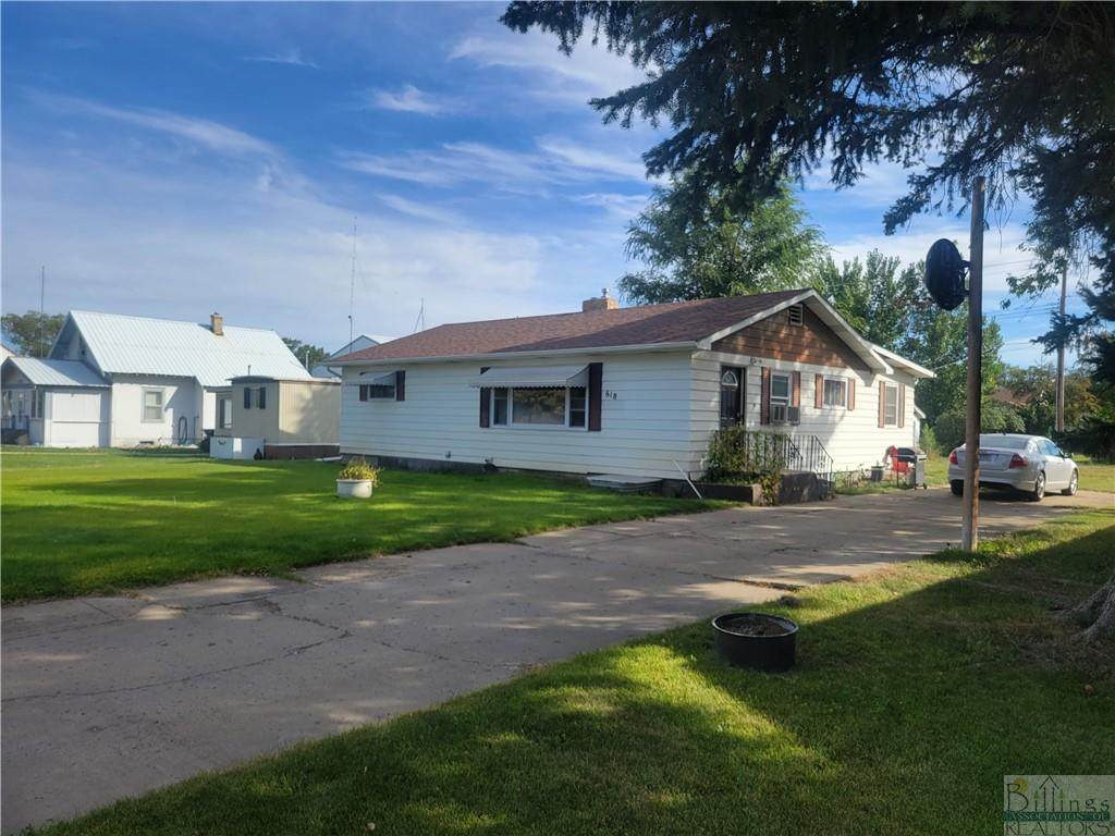 618 Garfield - Photo 1