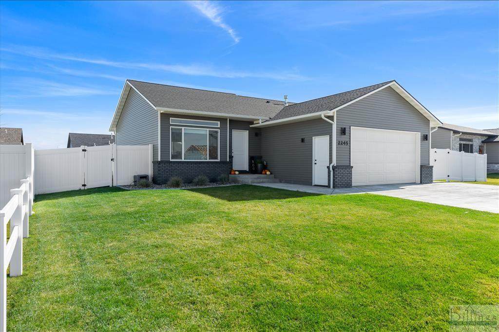 2245 Gleneagles Boulevard - Photo 1