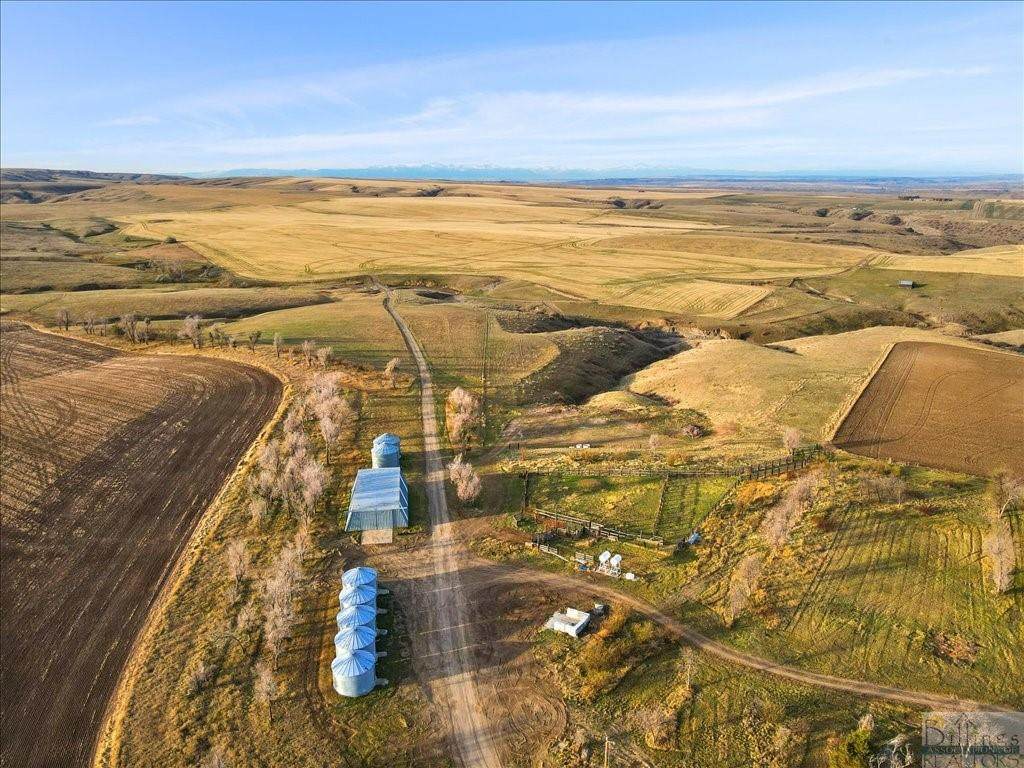 7606 Duck Creek Road - Photo 1