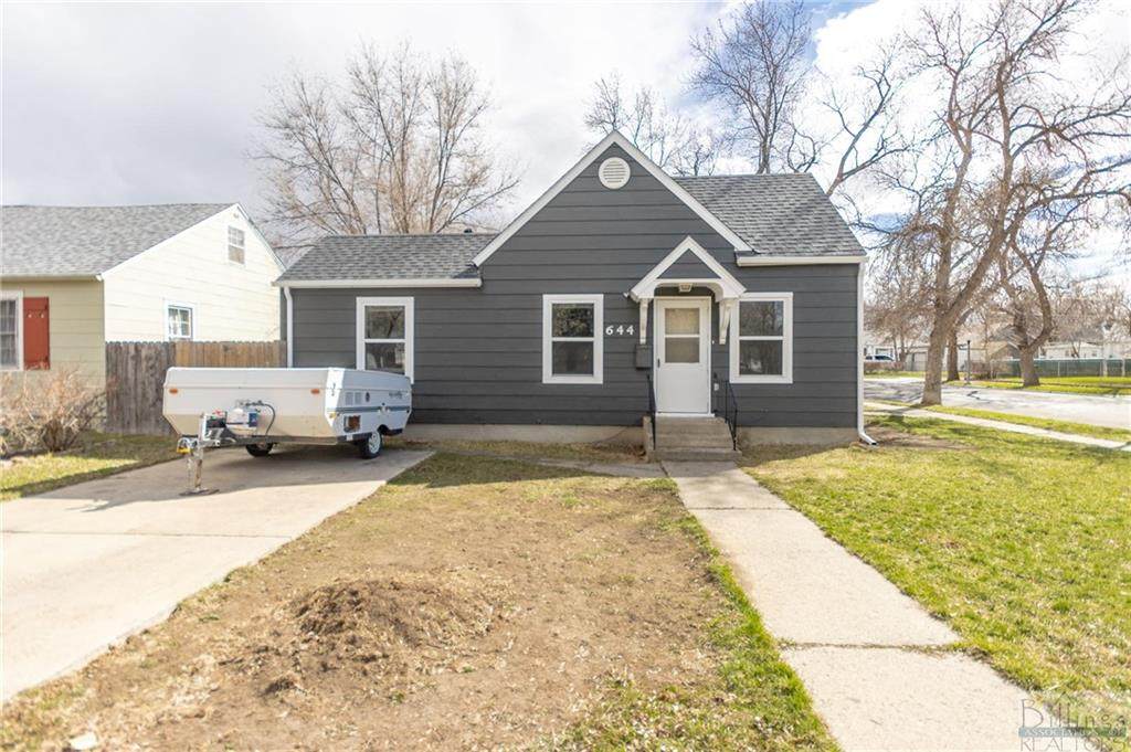 644 Yellowstone - Photo 1