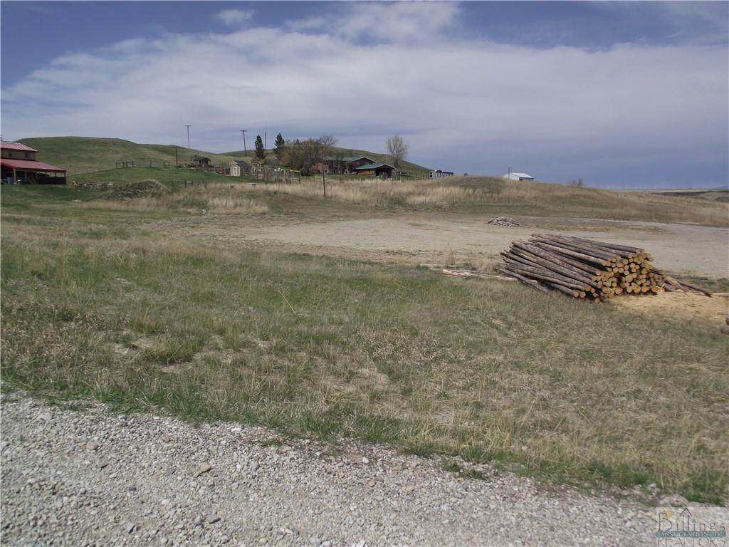 468 6th Street - Photo 1