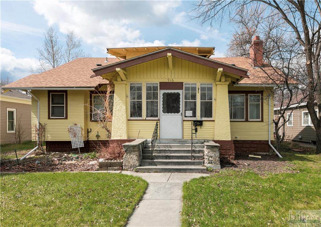 916 31st Street - Photo 1
