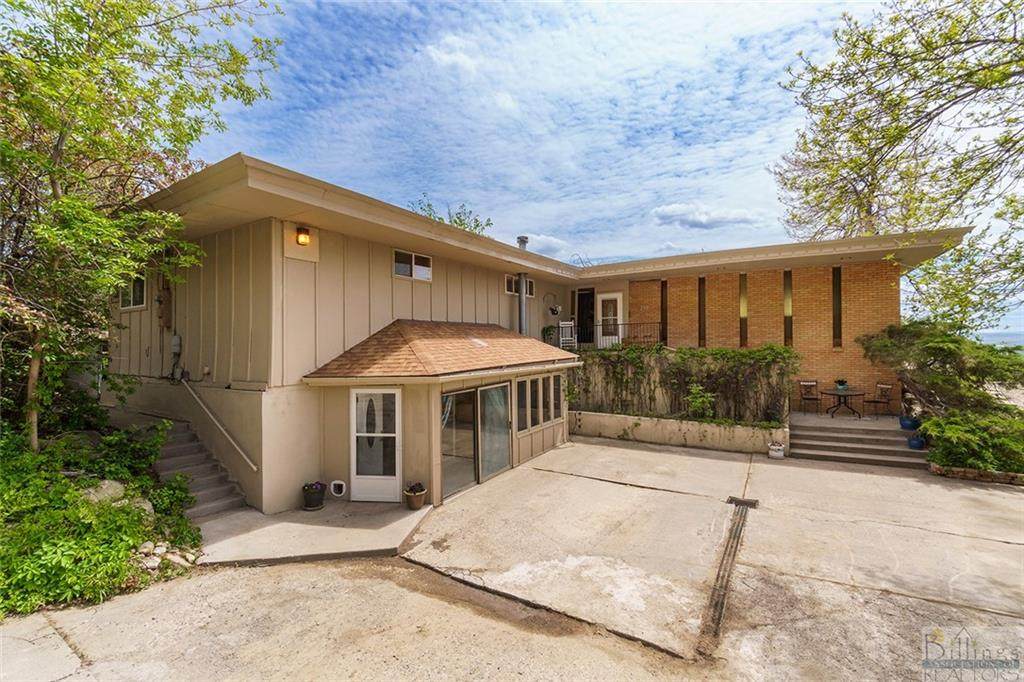 218 Mountain View - Photo 1