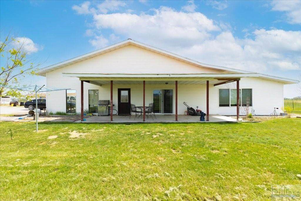 1736 Railroad Street - Photo 1
