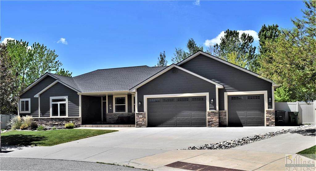 1810 Chandelier Cir - Photo 1