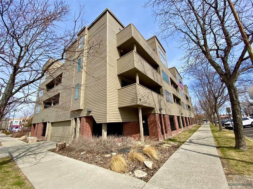 703 29th Street - Photo 1