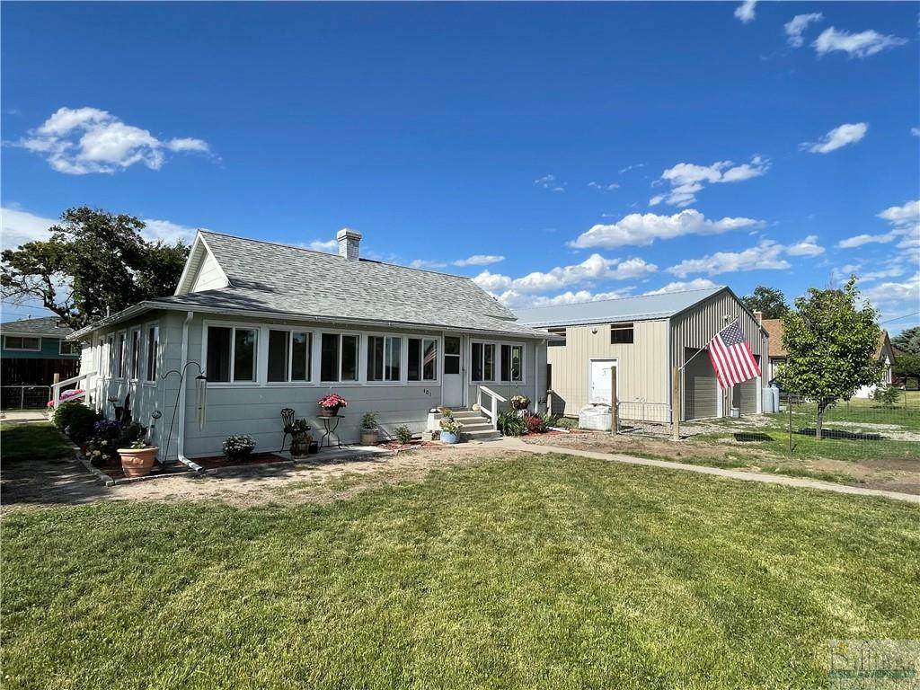 401 Carbon Avenue - Photo 1
