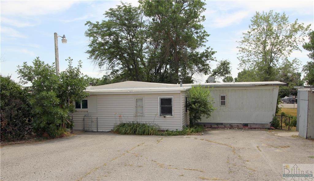 704 9th Street - Photo 1