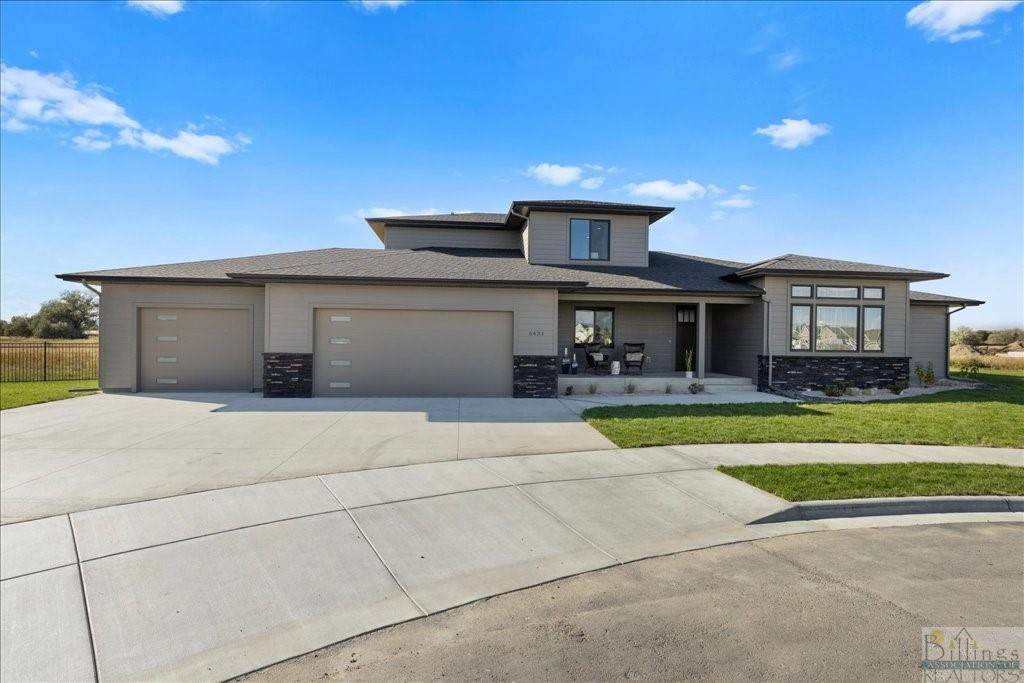 5431 Dovetail Avenue - Photo 1