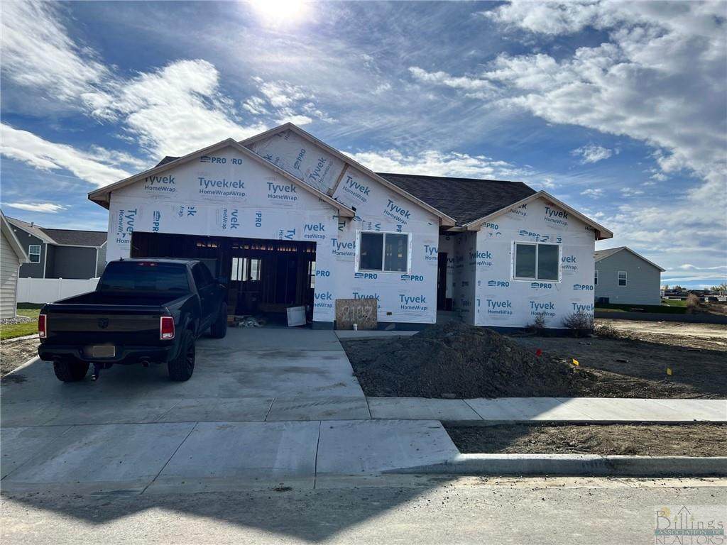 2107 Entrada Road - Photo 1