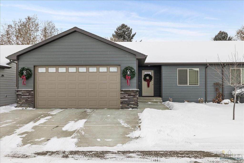 4 Twin Pines Lane - Photo 1