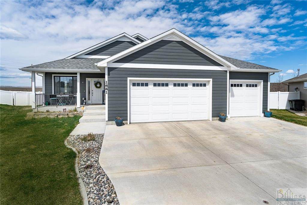 1441 Benjamin Boulevard - Photo 1